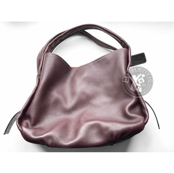 Sold - Picture 3 of 10